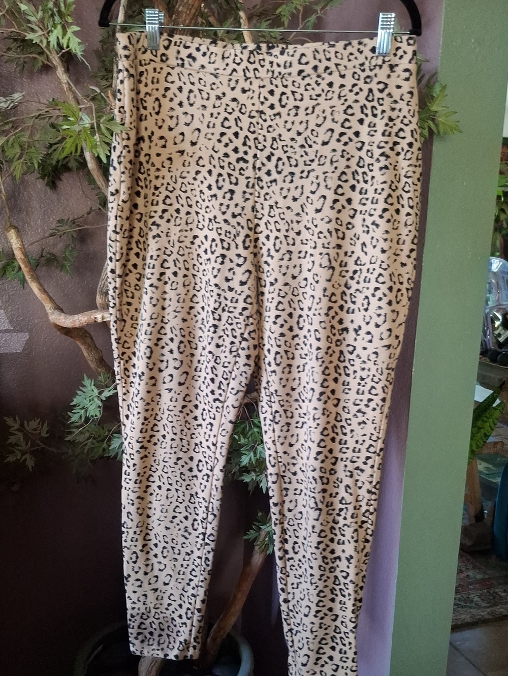 Chico's Leopard Print Women's Stretch Pants - Tan/Black
